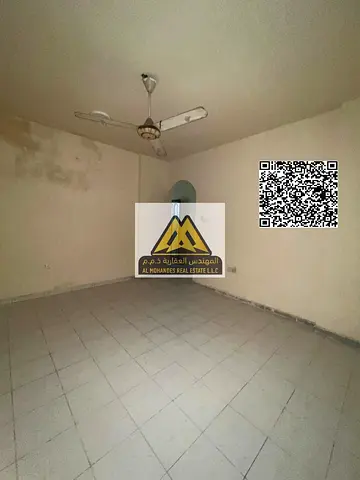 شقه بالنعيميه2 مساحه ممتازة مجهزة بتكييف اسبليت موقعها حيوي وبسعر مناسب تحتوي علي بلكونه