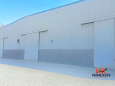 مستودع مستقل جديد للإيجار | مجمع دبي للاستثمار | مساحة ٤٢,٠٠٠ قدم مربع | ارتفاع ١٠ أمتار