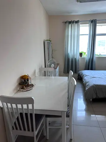 Dining table with 6 chairs