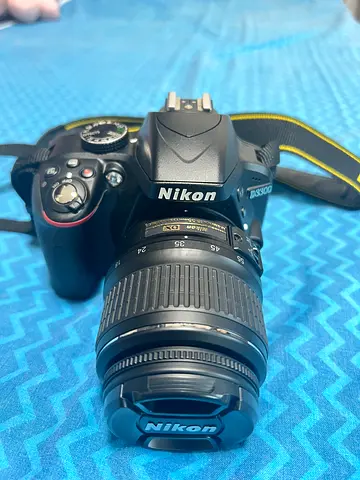 Nikon DSLR D3300