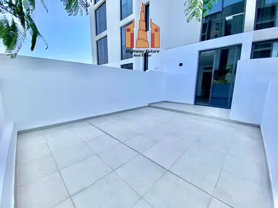 Very Big Layout || Studio With Huge Terrace || Good View || Ready To Move