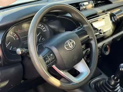 2019 Toyota HILUX photo 15