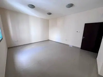 فرصة مميزة للإيجار السنوي في منطقة النعيمية – عجمان، استوديو بمساحة كبيرة وتصميم مميز قريب جداً من مدرسة الحكمة، وفي موقع حيوي يسهل الوصول منه إلى دبي