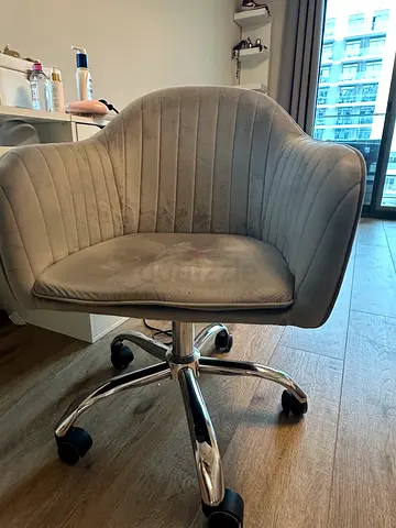 Grey Velvet Swivel Office Chair with Wheels — Good Condition
