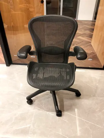 Selling for Herman Miller Areon classic chair size B  available