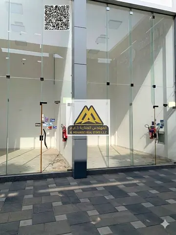 Commercial space suitable for all activities | Prime location near all services | Spacious areas at reasonable prices