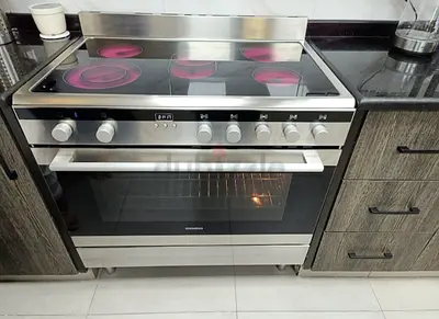 Siemens 5Burner Full Electric Cooker 90cm