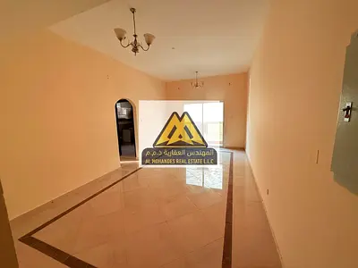 شقة غرفتين وصالة ببلكونة وإطلالة مفتوحة في النعيمية 1 قرب مدرسة الحكمة، مساحتها كبيرة، 2 حمام، سعر 38,000 درهم سنوياً، 4 دفعات، تأمين شيك