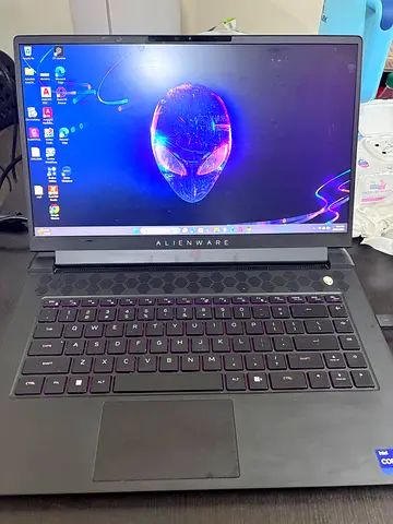 Dell Alienware M15 R7 | Core i9