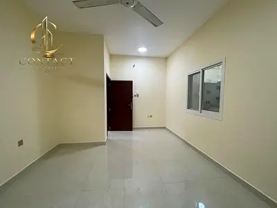 🏡 Annual Rent – 1 Bedroom Hall Apartment in Al Karama 📍