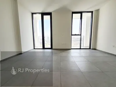 Brand New Building Close kitchen Huje Tarce Open View With All Emities