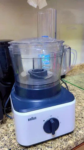 Braun Food Processor - Compact 2-in-1 Chopping  Mixing Unit - all accessories with original box