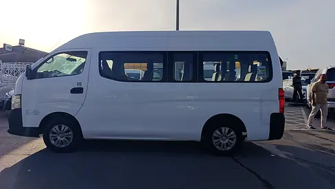 Nissan Urvan NV350 2019 - GCC Specs - Reliable and Spacious