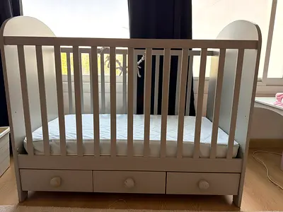 Grey Wooden Baby Crib with Built-in Drawers (Good Condition)