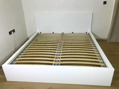 IKEA MALM WHITE KING SIZE BED FRAME FOR SALE