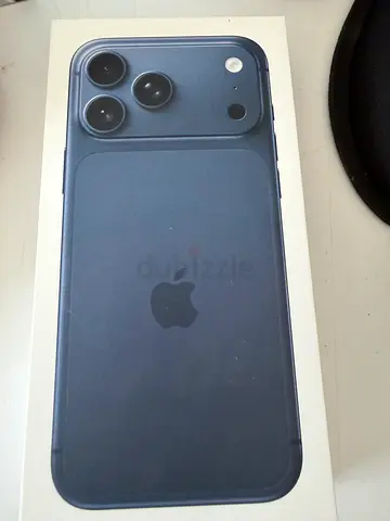 Apple iPhone 17 Pro max with box- Excellent Condition