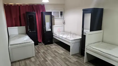 Executive bedspace available for Indian male in burdubai