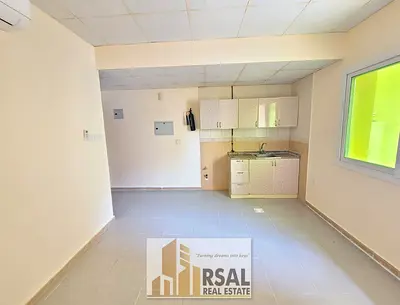 Lavish Studio/Open Kitchen/Family Building/Near Gaxlay Super Market