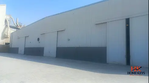 مساحة مستودعات مميزة متاحة للإيجار || جاهز للسكن || مستودع واسع