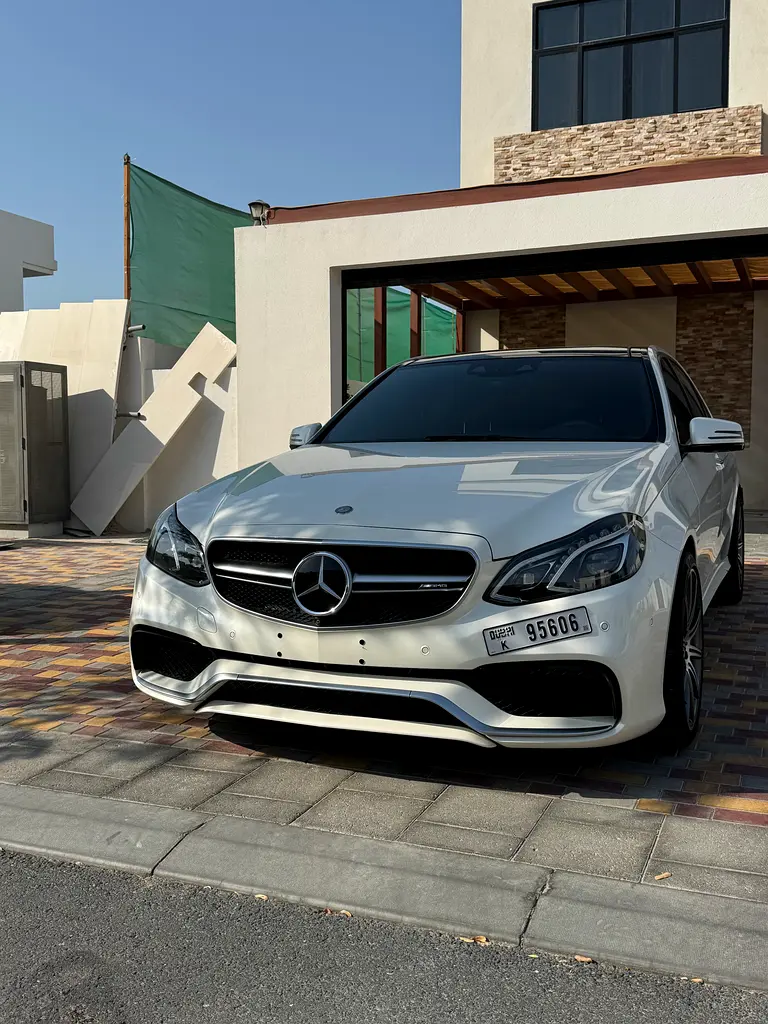 Mercedes-Benz E-Class 2014 — photo 1 of 14