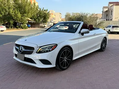 Mercedes C300 2020 original paint, two keys, super clean car, low mileage,family use