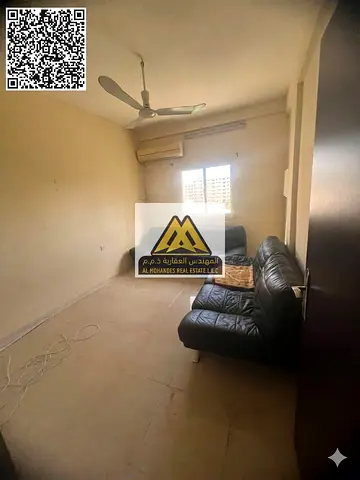 مساحة كبيرة جدا | 2 حمام بالشقة | تكييف اسبليت | موقع مميز بالقرب من جميع الخدمات وقريب جدا من مرسي عجمان