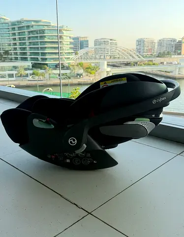 Cybex Infant Car Seat (rear-facing) - Good Condition