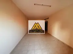 Three-bedroom apartment with a master living room and balcony, three bathrooms, excellent size, natu