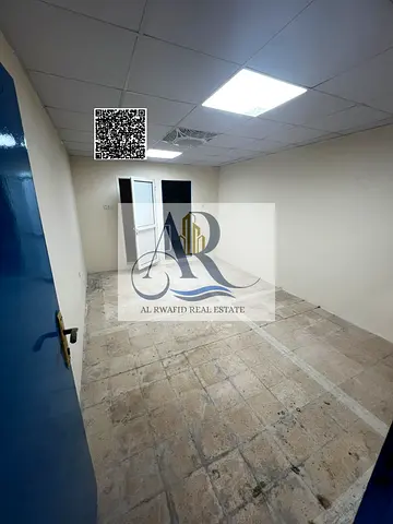 فرصة مميزة للإيجار في الجرف 2 – عجمان، سكن عمال متكامل مناسب للشركات الباحثة عن سكن منظم وعملي للموظفين، في موقع حيوي قريب من المناطق الصناعية والخدما