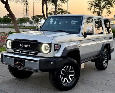 2025 Toyota Land Cruiser 70 LX - GCC Specs - Brand New!