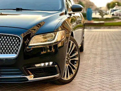 صورة 7 لـ 2019 Lincoln CONTINENTAL