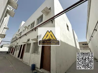 يتوفر سكن عمال للإيجار في منطقة الجرف الصناعية عجمان بموقع مميز وقريب من المصانع والخدمات والمناطق الحيوية مما يجعله مناسب جداً لسكن العمال والشركات