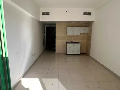 فرصه لاستوديو احلي سعر_بلكونه باطلاله مميزه_6دفعات _مساحه كبيره_تشطيبات جديده_تكييف مركزي_بنايه عائلات_مساحات تحت البنايه للباركن