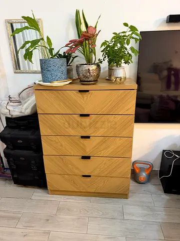 Chest of Drawers