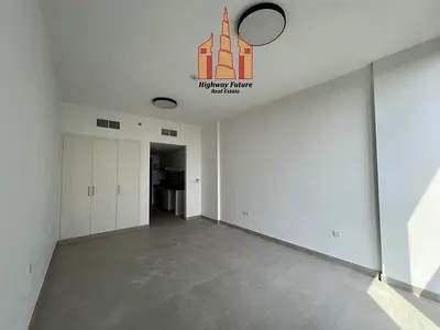 Spacious and very nice studio apartment with street view-Rent 36k in 4CHQS
