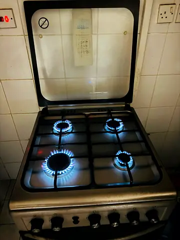 Super General Used 4-Burner Gas Cooker/Stove with Oven - Good Working Condition