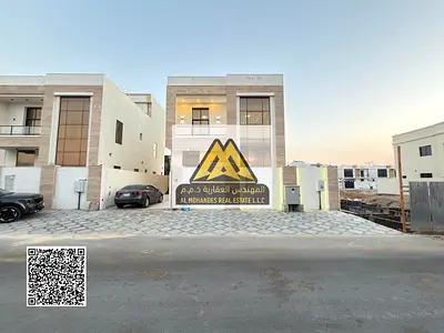 فيلا فاخرة للإيجار في الياسمين عجمان، 7 غرف ماستر ومجلس وصالة، روف وفناء وجراج كهربائي، موقع مميز قريب الخدمات، 125000 سنوياً دفعتين