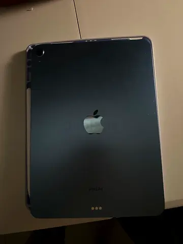 Apple iPad (Blue) - Good Condition