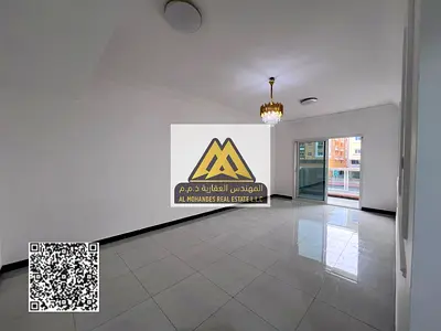 شقة للإيجار في المويهات 2 عجمان بمساحة ممتازة وتصميم عملي تناسب السكن العائلي في موقع حيوي جدًا قريب من جميع الخدمات الأساسية مع سهولة الوصول إلى الطر