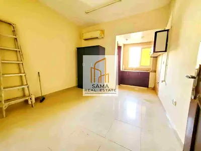 Roadside studio// with separate kitchen // Good for family // rent just 18k