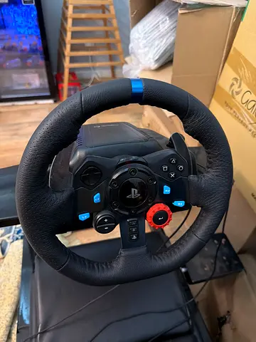 Logitech G29 Racing Wheel