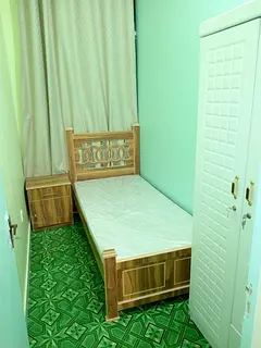 Bachelor Partition Available in Shabiya 12