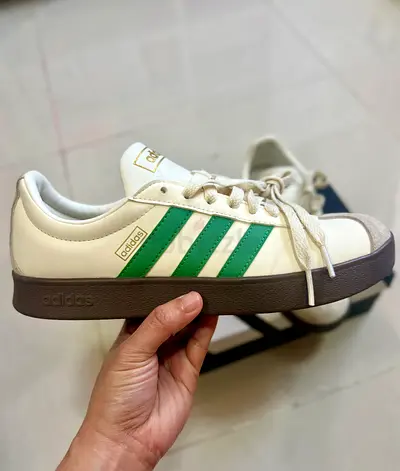 Adidas VL Court 2.0 Size UK 5