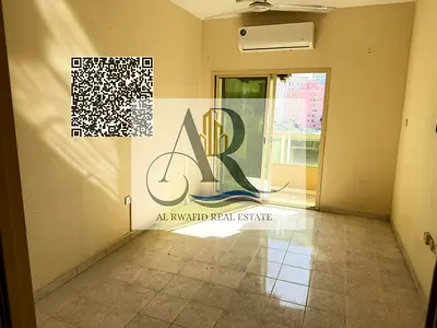 Bedroom and hall at a great price, split air conditioning, 2 bathrooms, separate hall, balcony, close to all services at a very good price,