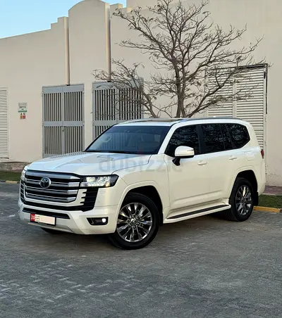 Land Cruiser 2024 GXR V6 4.0L Full Options - Al-Futtaim