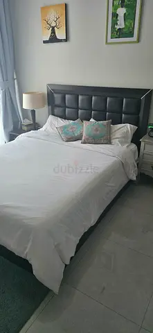 Queen size bed with mattress