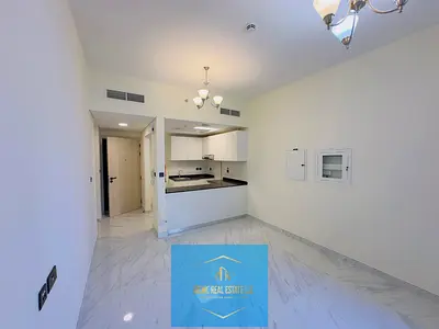 شقة مشرقة بغرفتي نوم | إطلالات متعددة على الشرفة | تخطيط مفتوح