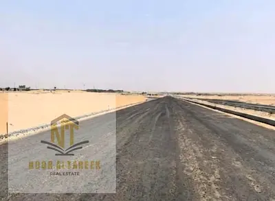 A prime investment opportunity awaits you in Al Sakhra, one of the most promising industrial zones, a location that is always in high demand. This mak