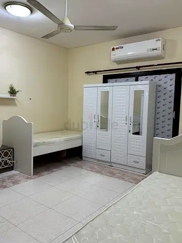 Executive Ladies Bedspace available in Karama
