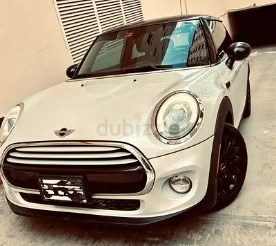 2015 COOPER HARDTOP-2Door 1.5 L petrol saver-mint condition-low kms-unique color-100% everything!
